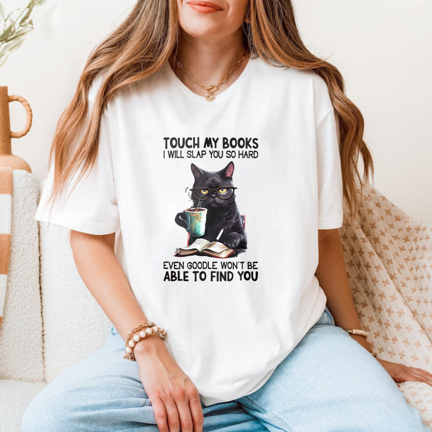 Wardrobecart Cat With Book And Coffee Cup Unisex Classic T-shirt