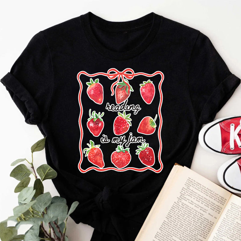 Wardrobecart Strawberries Framed With Reading Is My Jam Text Unisex Classic T-shirt