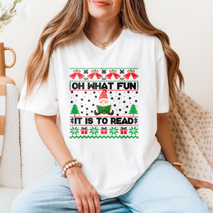 Wardrobecart Elf Reading Book Christmas Pattern Unisex Classic T-shirt