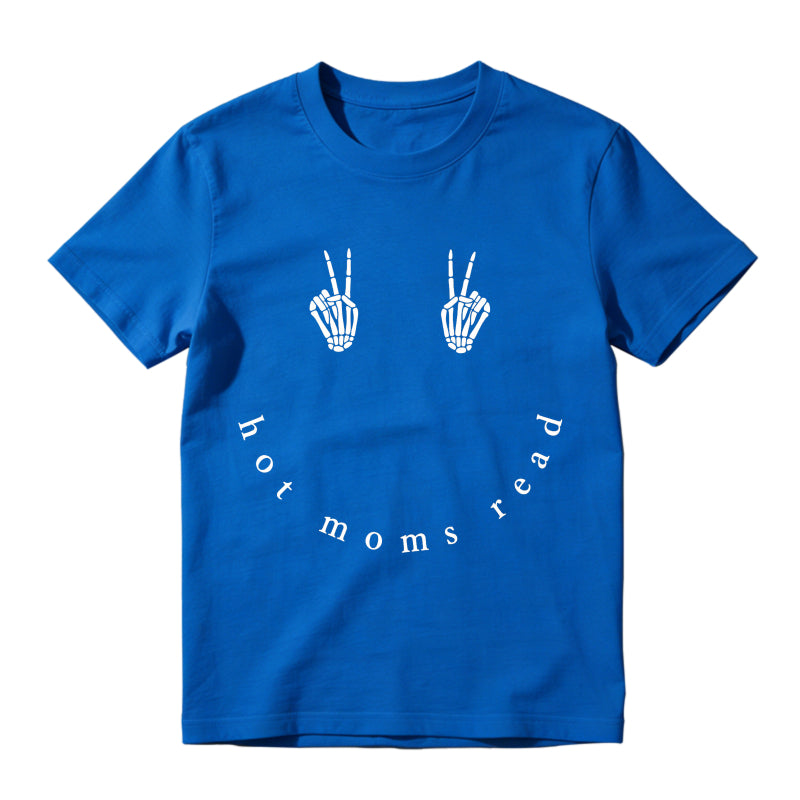 Wardrobecart Peace Sign Hands Hot Moms Read Unisex Classic T-shirt