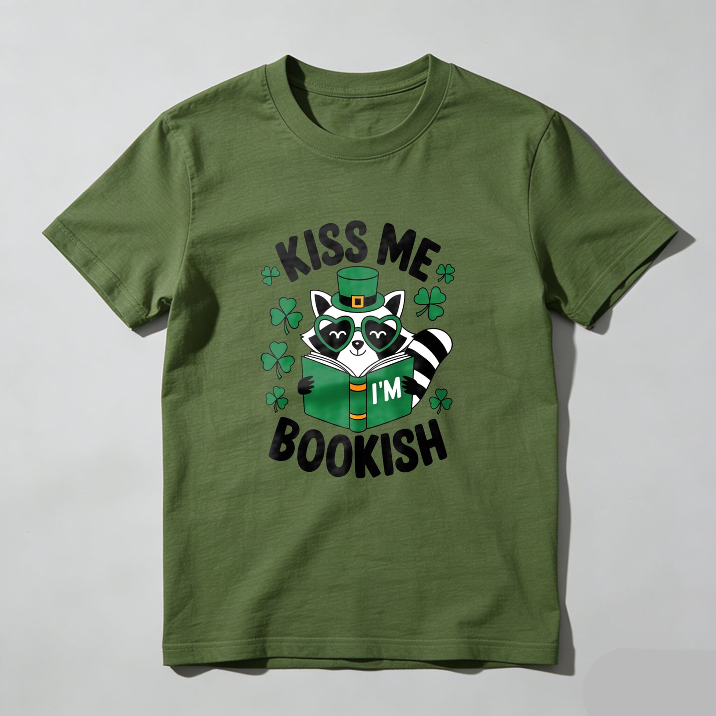 Wardrobecart Kiss Me I'm Bookish Raccoon Reading Unisex Classic T-shirt