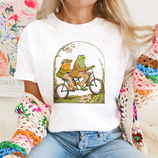 Wardrobecart Frog And Duck Ride Bicycle Together Unisex Classic T-shirt