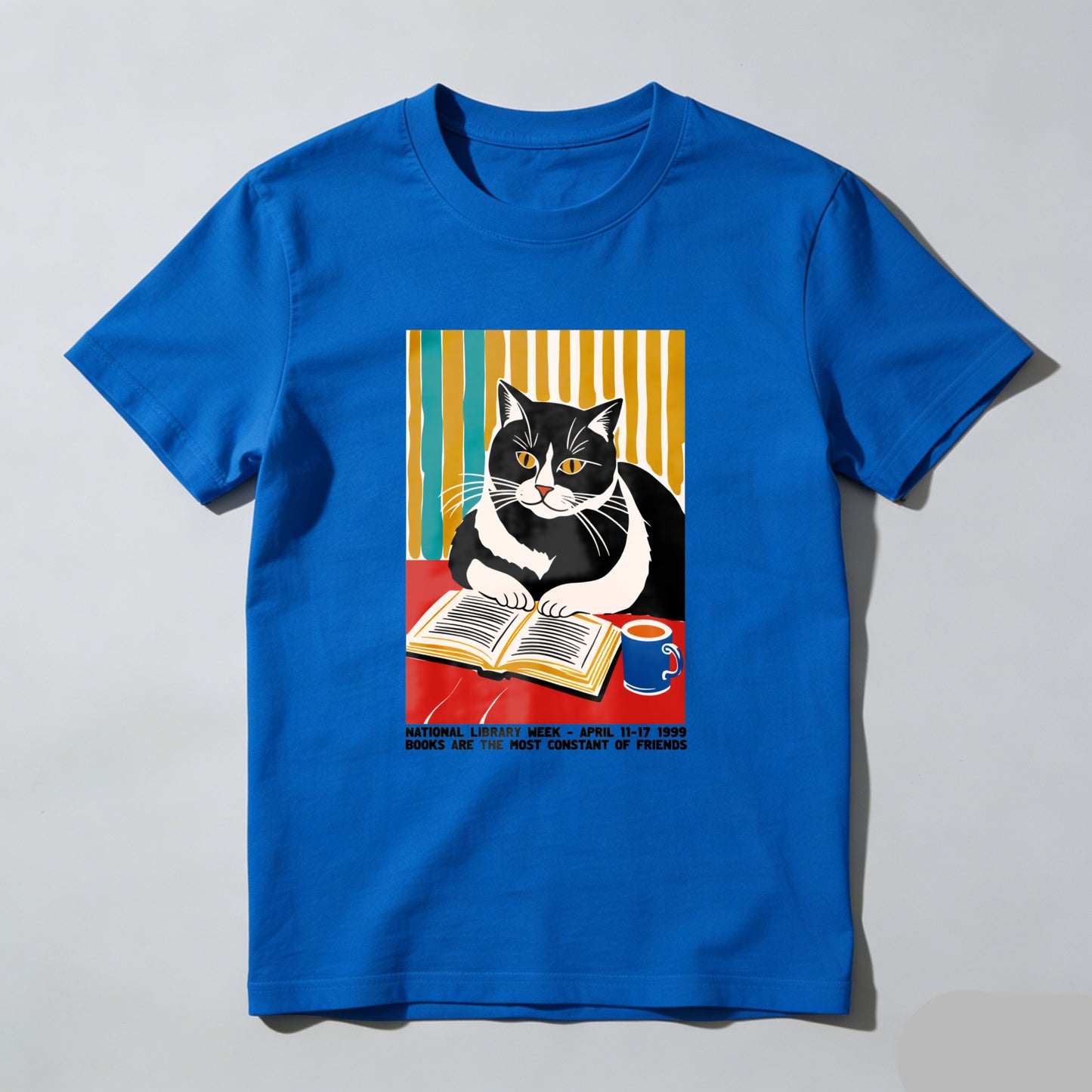 Wardrobecart Cat Reading Book With Coffee Cup Unisex Classic T-shirt