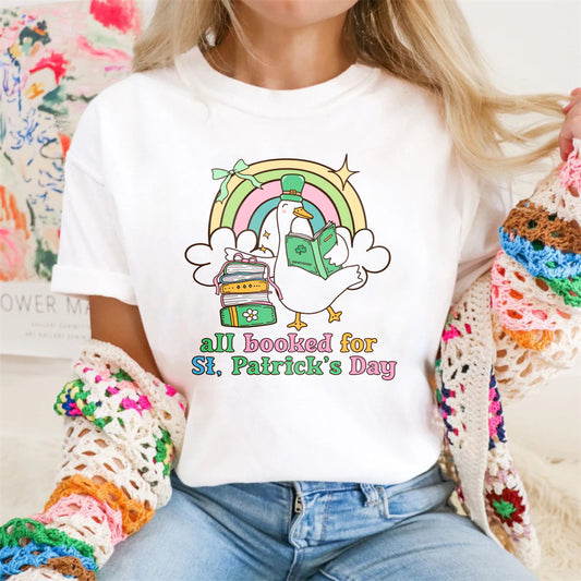 Wardrobecart Rainbow Duck Book Bag Shamrock Unisex Classic T-shirt