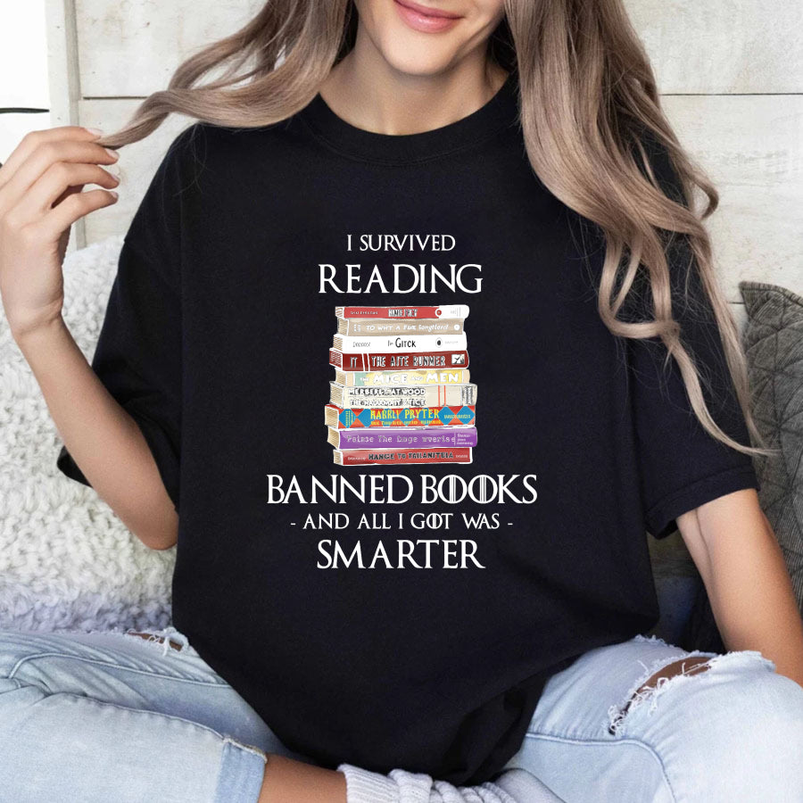 Wardrobecart I Survived Reading Banned Books And All I Got Was Smarter Unisex Classic T-shirt