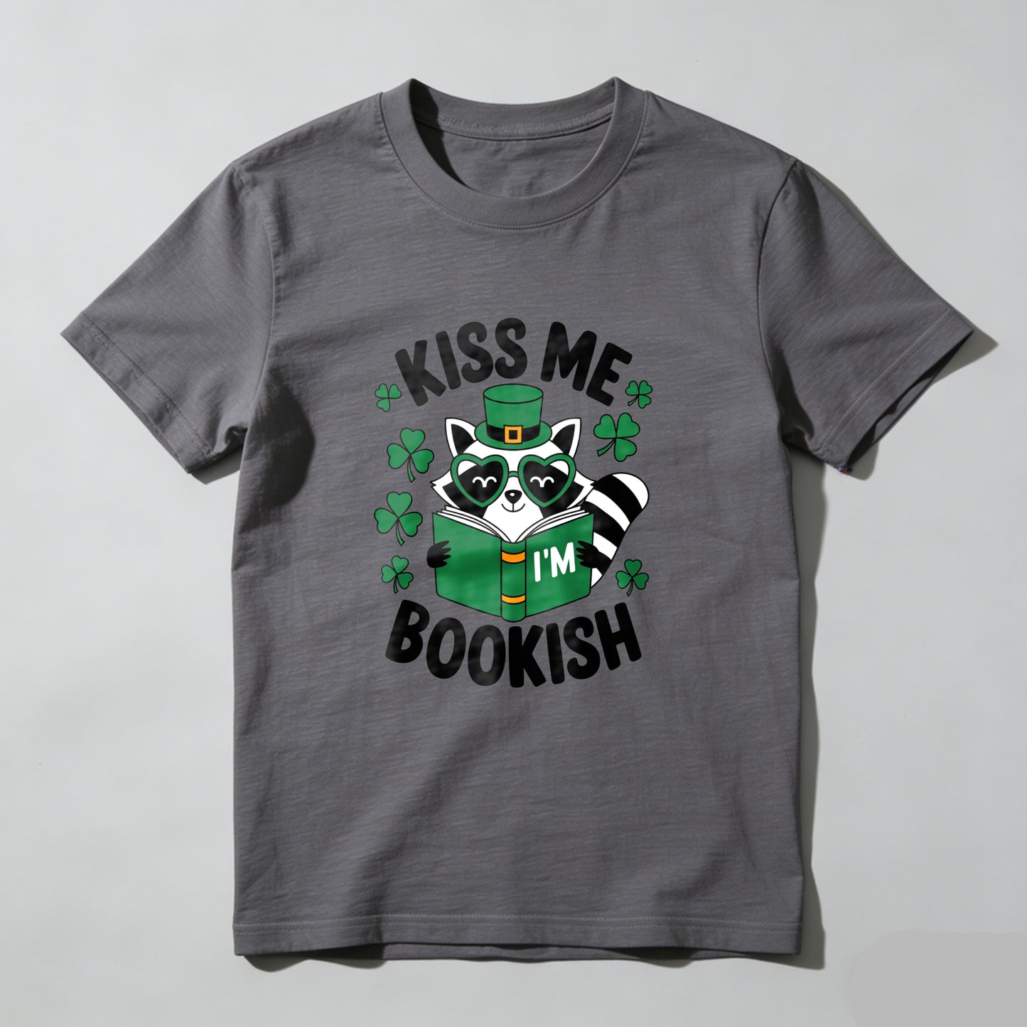 Wardrobecart Kiss Me I'm Bookish Raccoon Reading Unisex Classic T-shirt