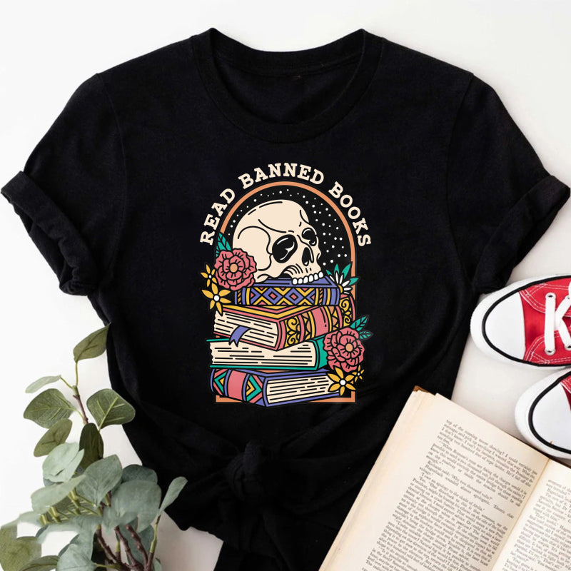 Wardrobecart Read Banned Books Skull And Books Unisex Classic T-shirt
