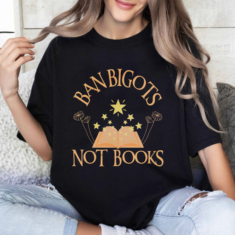 Wardrobecart Ban Bigots Not Books Unisex Classic T-shirt