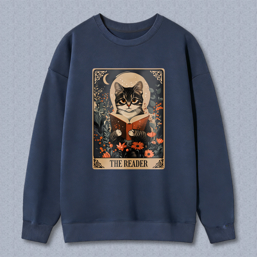 Wardrobecart Cat Reading Book With Flowers And Moon The Reader Unisex Classic Sweatshirt