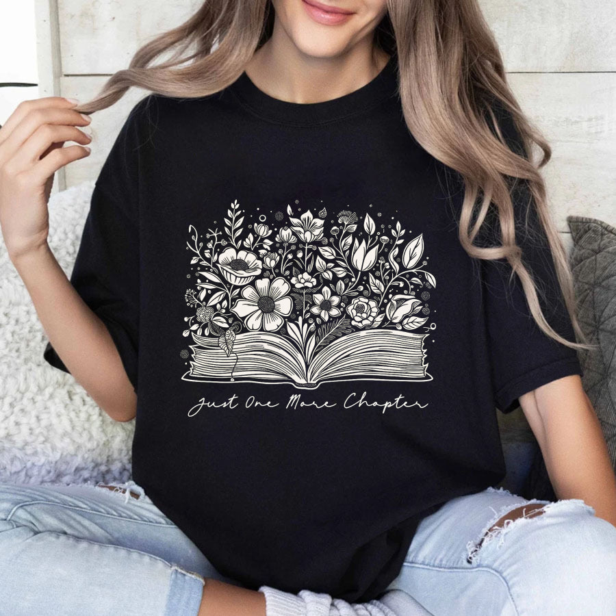 Wardrobecart Open Book With Flowers And Text Unisex Classic T-shirt