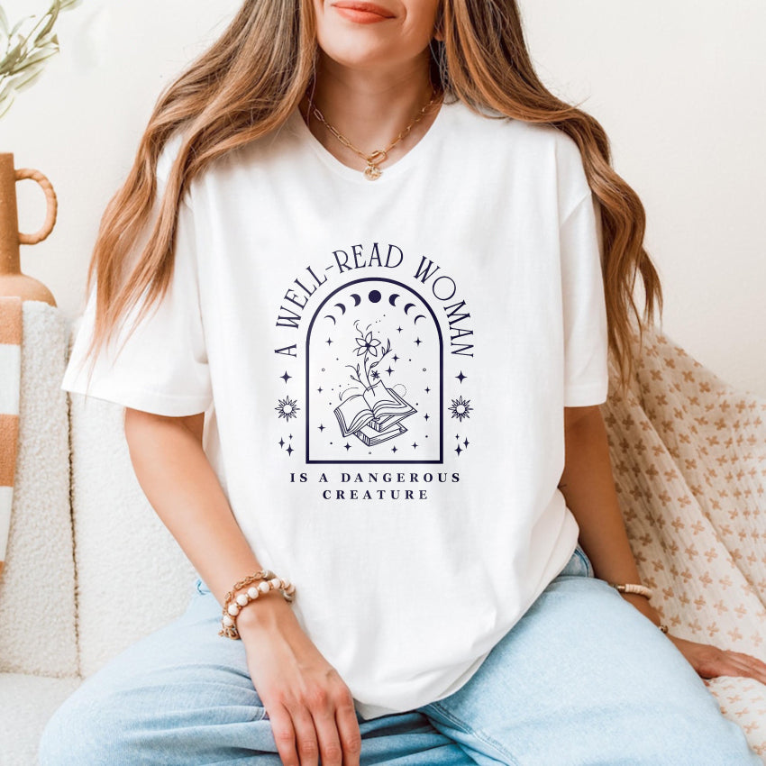 Wardrobecart A Well Read Woman Is A Dangerous Creature Unisex Classic T-shirt