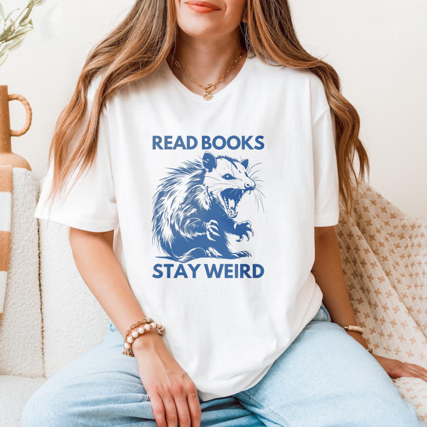 Wardrobecart Read Books Stay Weird Rat Design Unisex Classic T-shirt