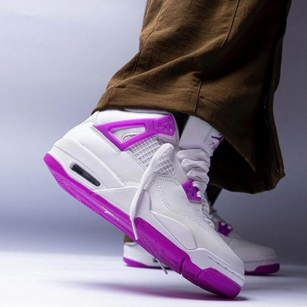 Air Jordan 4 Retro Hyper Violet