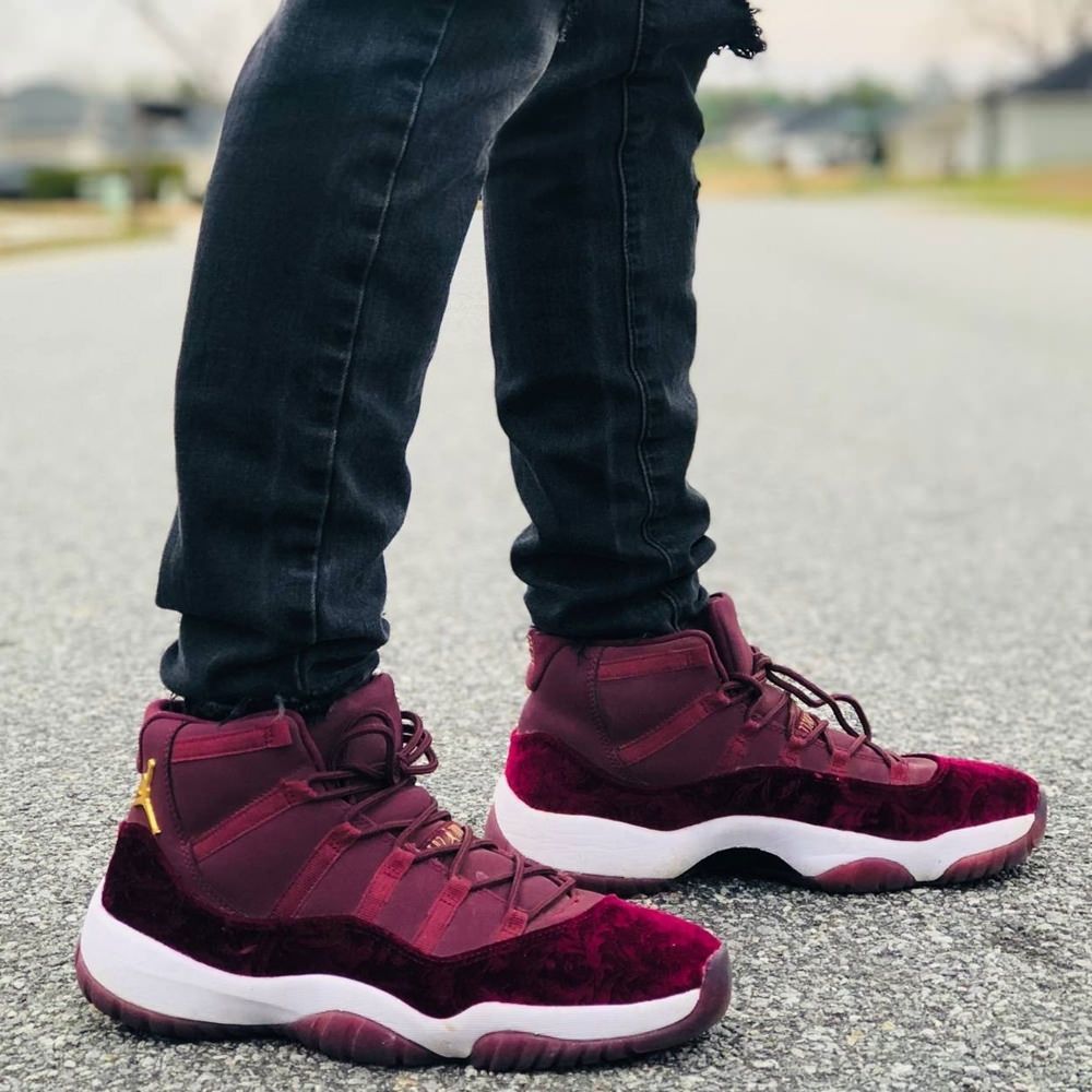 Air Jordan 11 Retro Heiress Velvet White