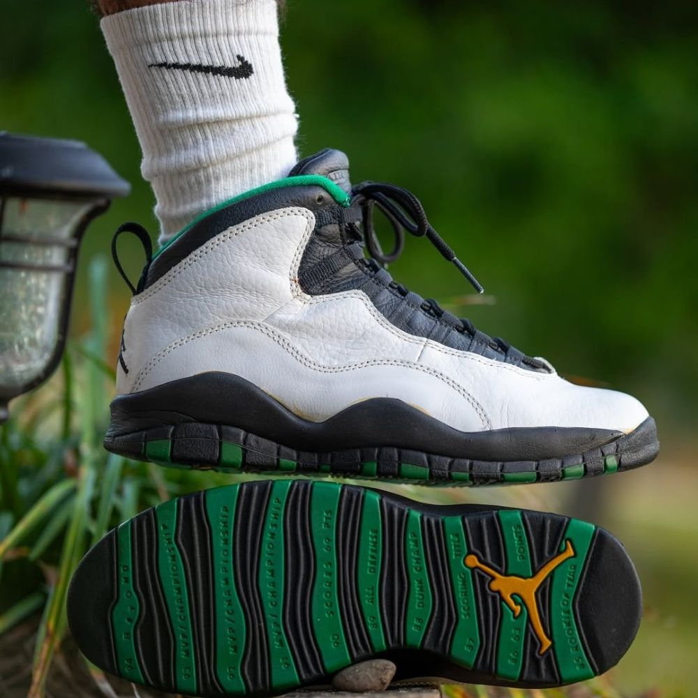 Air Jordan 10 Retro Seattle Black White 2019