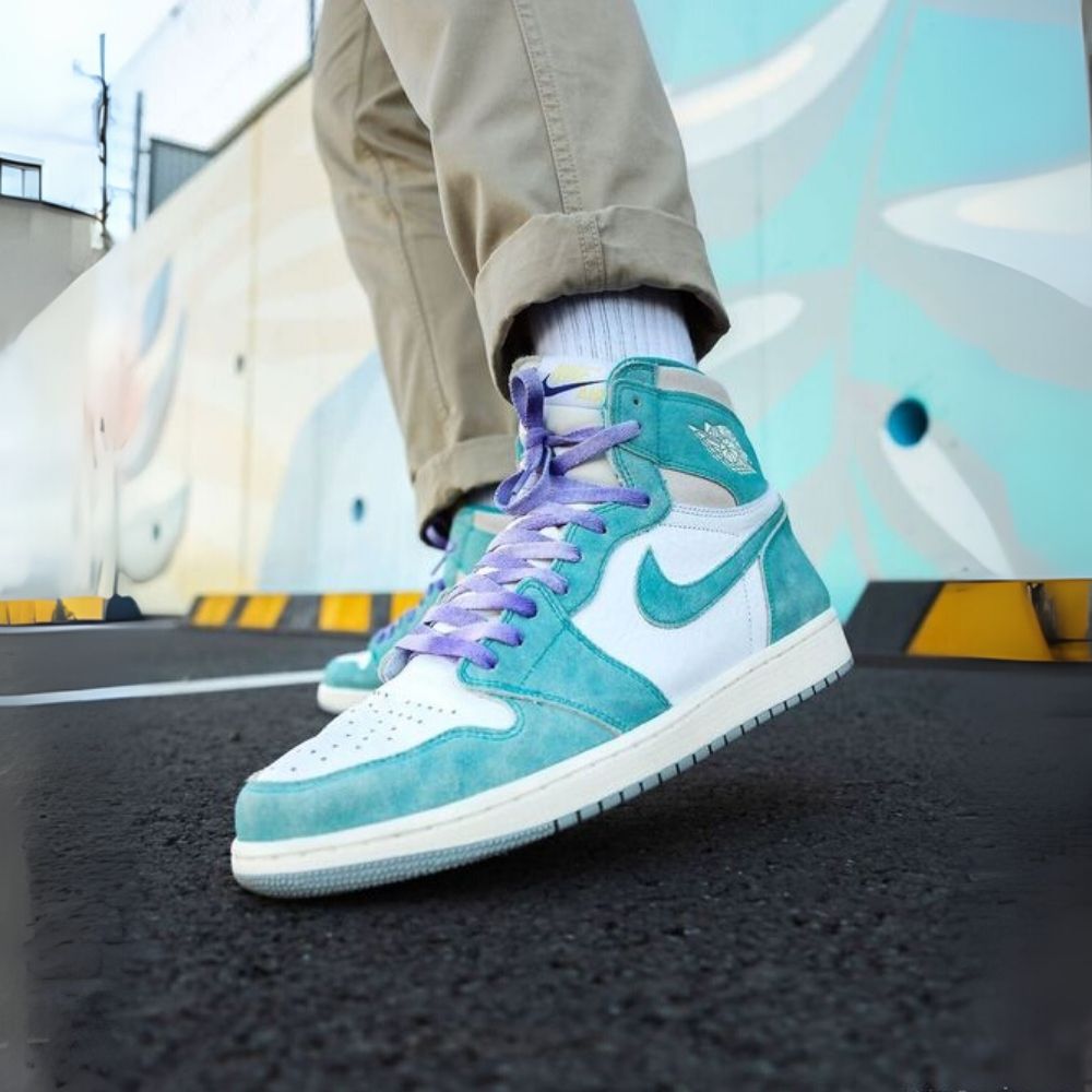 Air Jordan 1 Retro High OG Turbo Green White