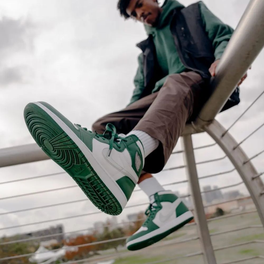 Air Jordan 1 Retro High OG Gorge Green White