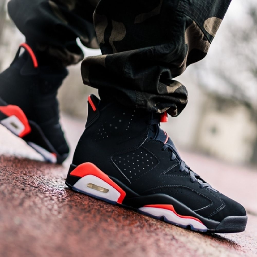 Air Jordan 6 Retro Black Varsity Red