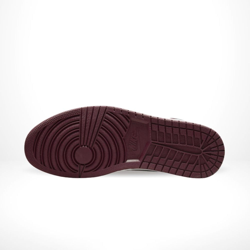Air Jordan 1 Retro High OG Bordeaux
