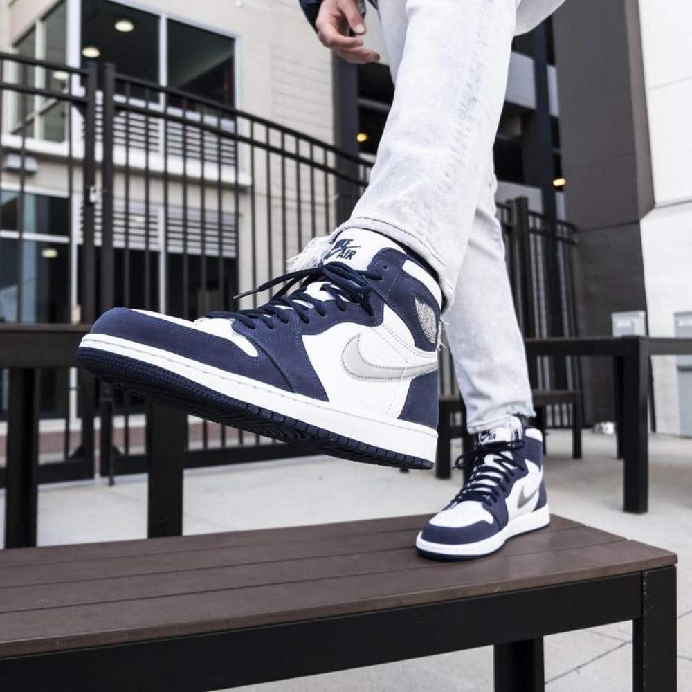 Air Jordan 1 Retro High Midnight Navy