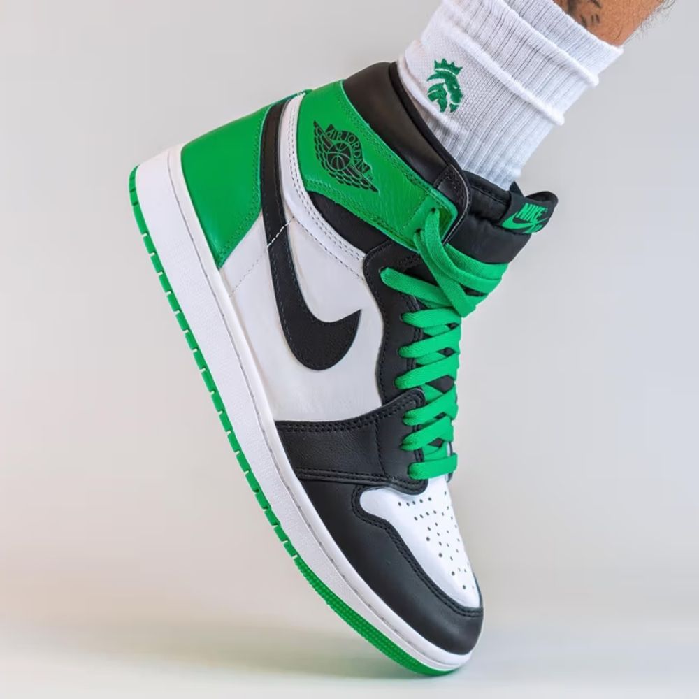 Air Jordan 1 Retro High OG Lucky Green Black