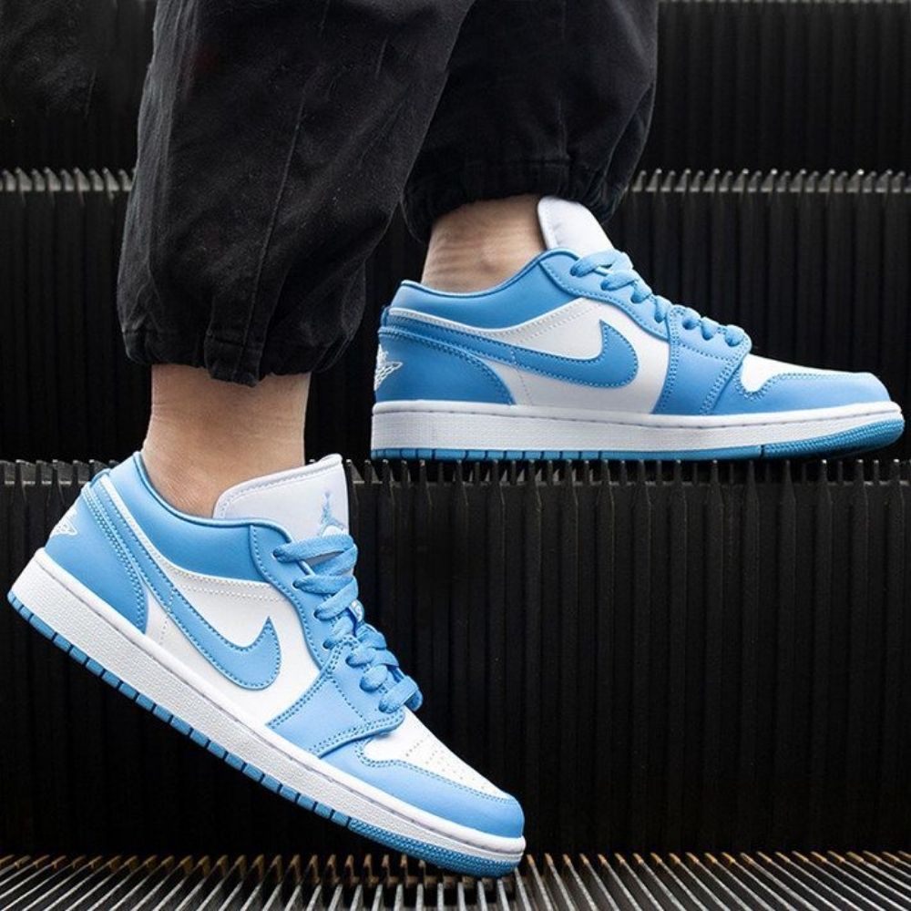 Air Jordan 1 Low OG White University Blue