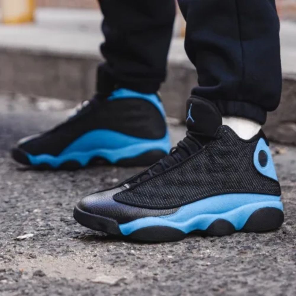 Air Jordan 13 Retro Black University Blue