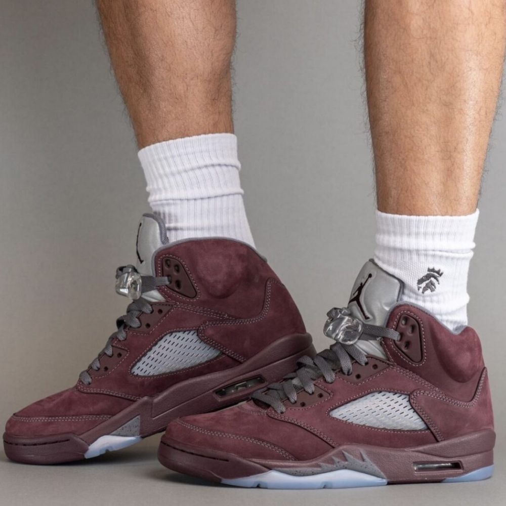 Air Jordan 5 Retro SE Burgundy 2023