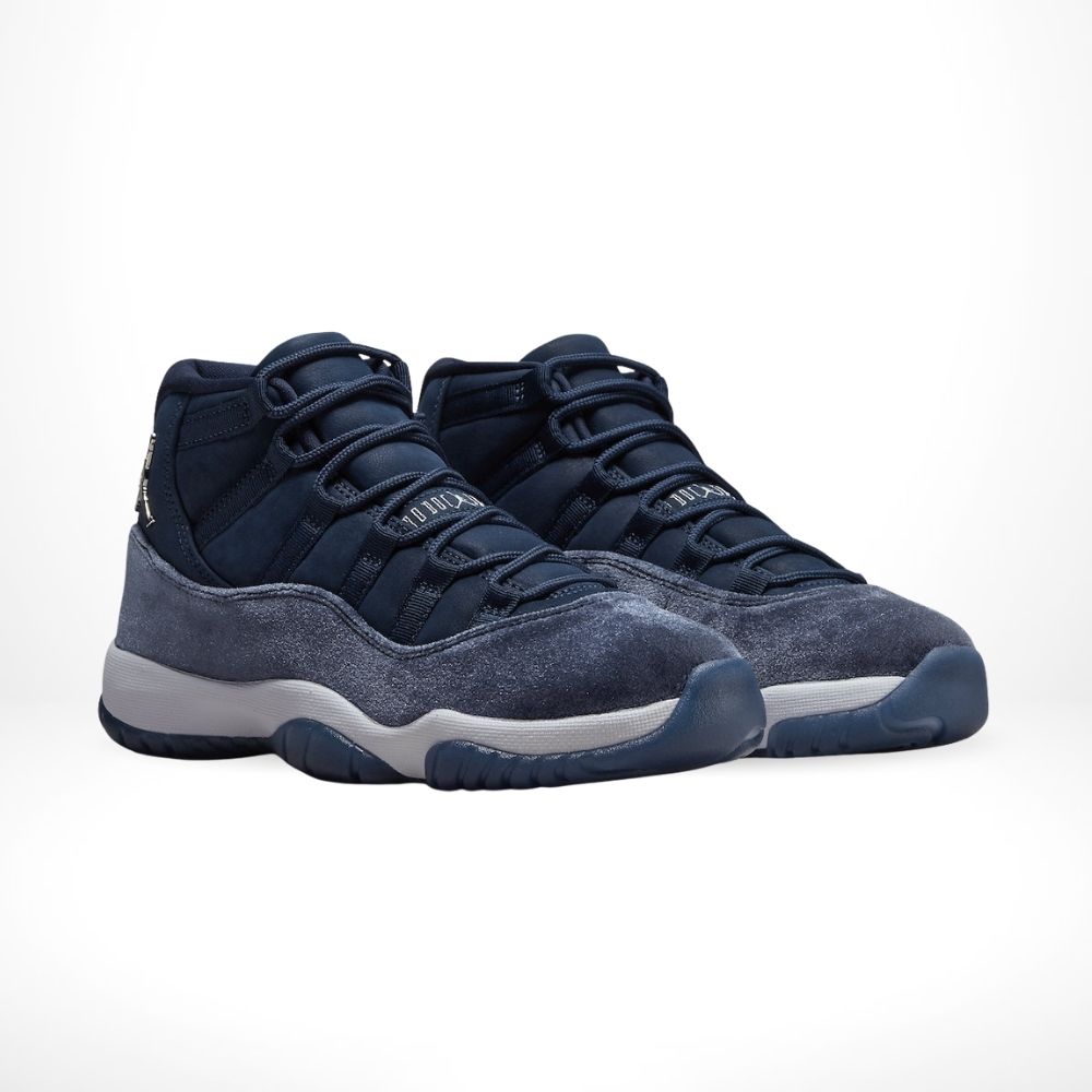Air Jordan 11 Retro Midnight Navy Velvet