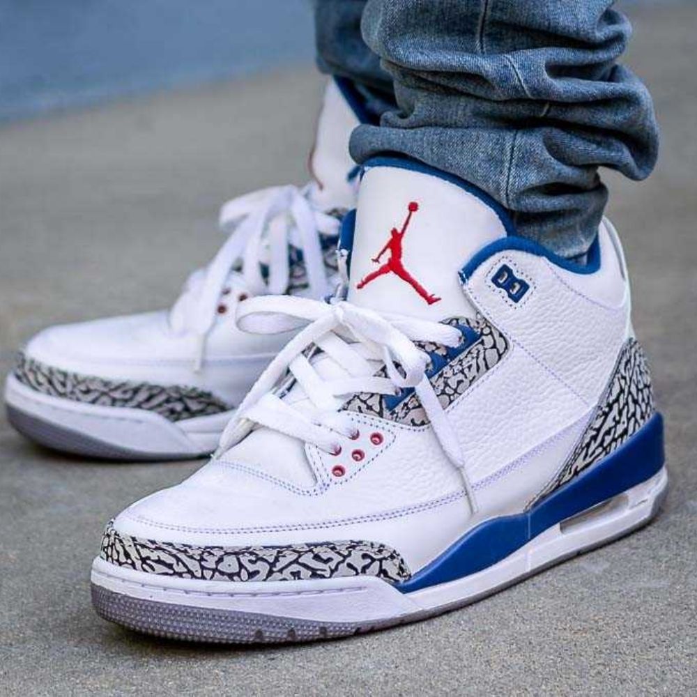 Air Jordan 3 Retro OG True Blue
