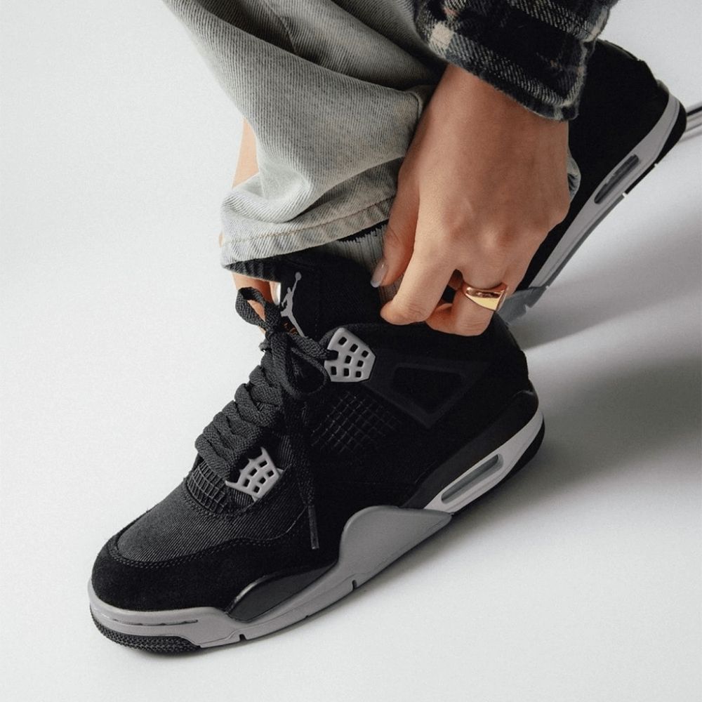 Air Jordan 4 Retro SE Black Canvas Light Steel