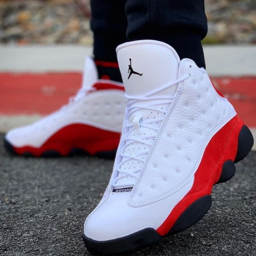 Air Jordan 13 Retro OG Chicago
