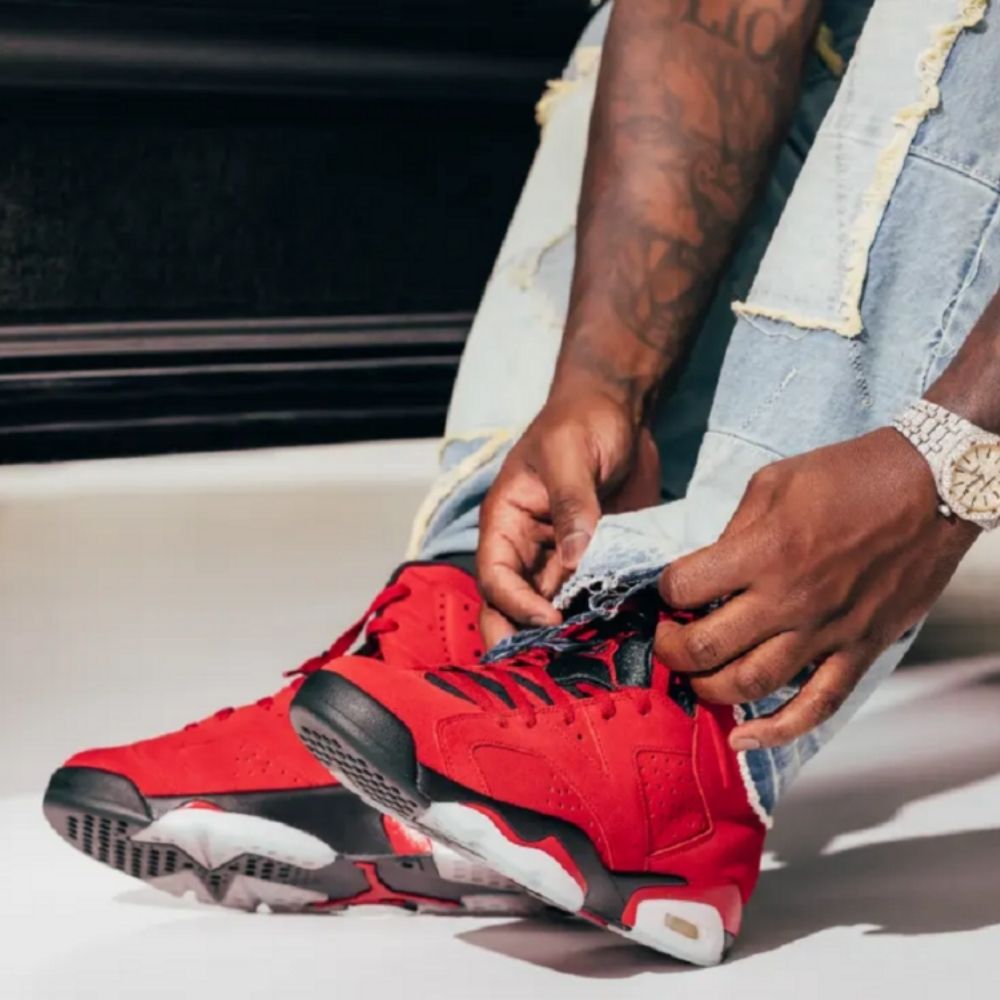 Air Jordan 6 Retro Toro Bravo Varsity Red