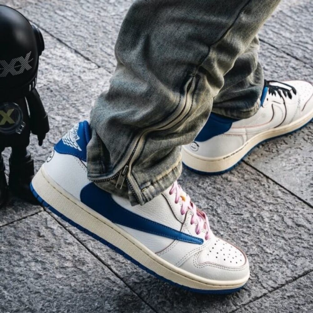 Air Jordan 1 Low OG x Travis Scott x Fragment Military Blue