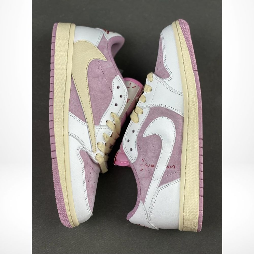 Air Jordan 1 Retro Low OG SP x Travis Scott Sail Shy Pink