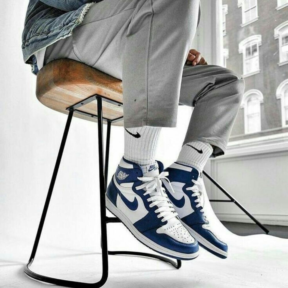 Air Jordan 1 Retro High OG Midnight Navy