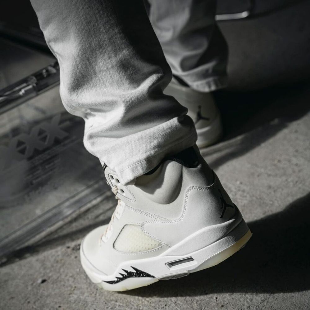 Air Jordan 5 Retro SE Sail