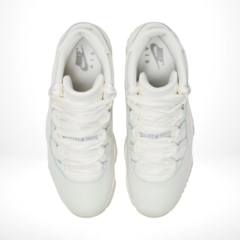 Air Jordan 11 Retro Pearl White