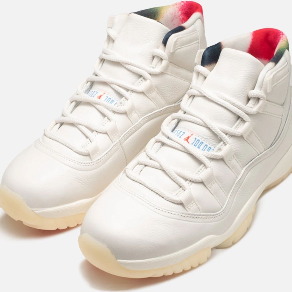 Air Jordan 11 285 White