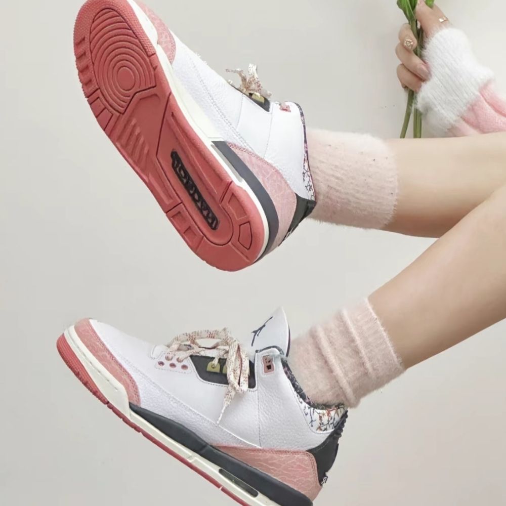 Air Jordan 3 Vintage Floral