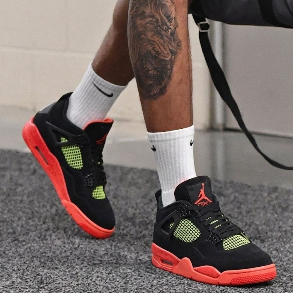 Air Jordan 4 Retro Black Infrared 23