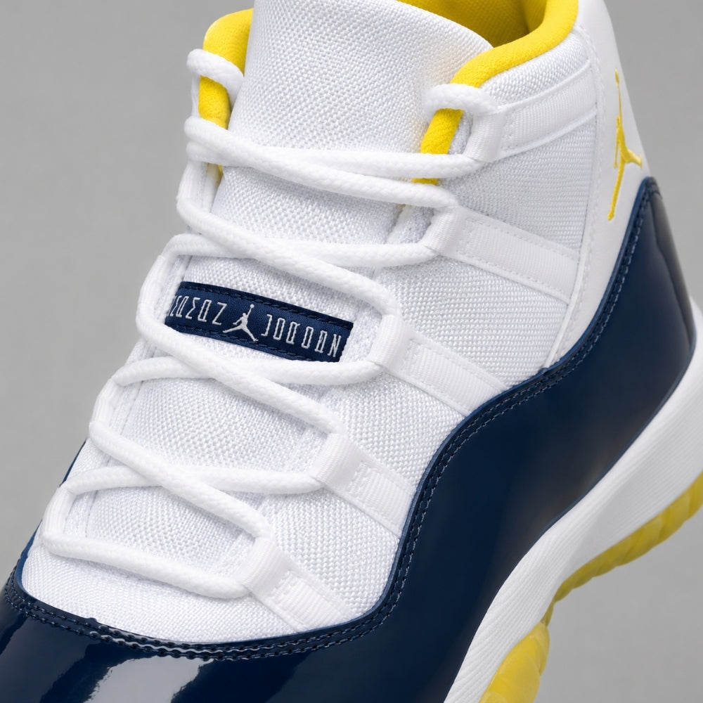 Air Jordan 11 Michigan White
