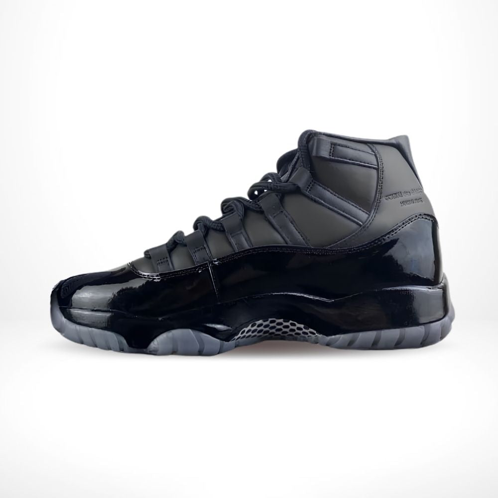 Air Jordan 11 Comme des Garçons Homme Plus Black
