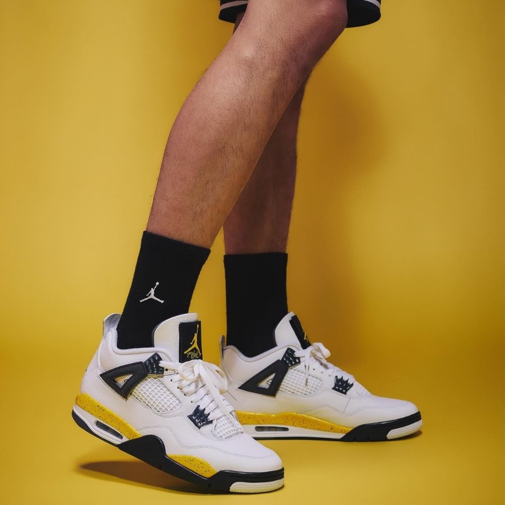 Air Jordan 4 Retro Rare Air Tour Yellow 2026