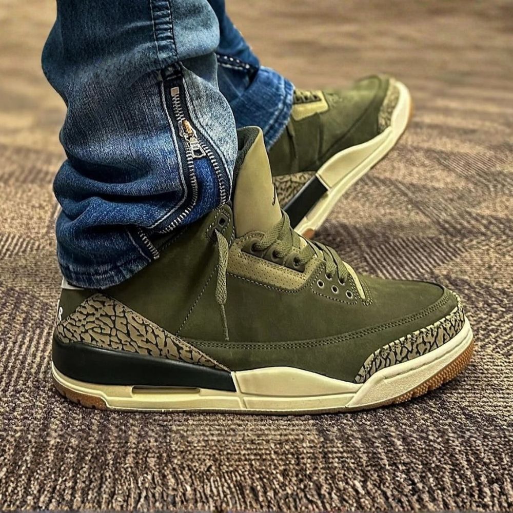 Air Jordan 3 Retro Family Affair Medium Olive