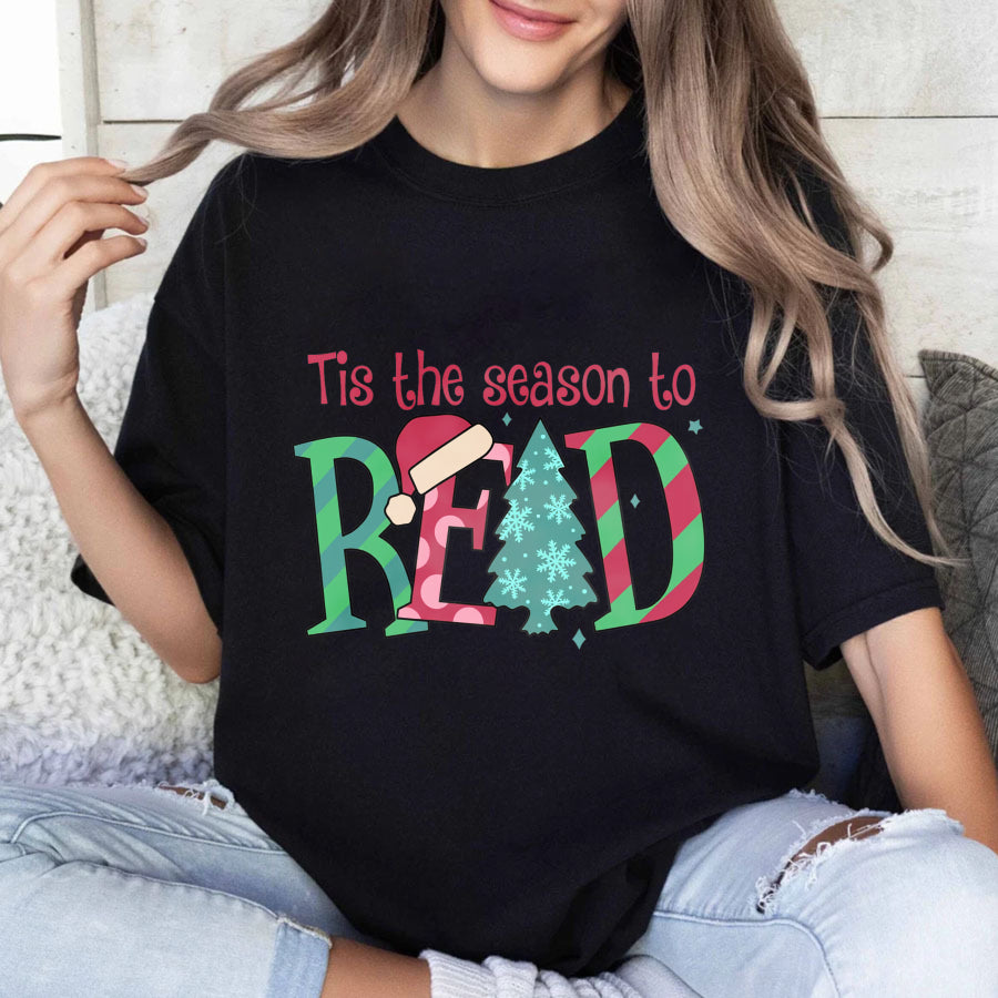 Wardrobecart Tis The Season To Read Unisex Classic T-shirt