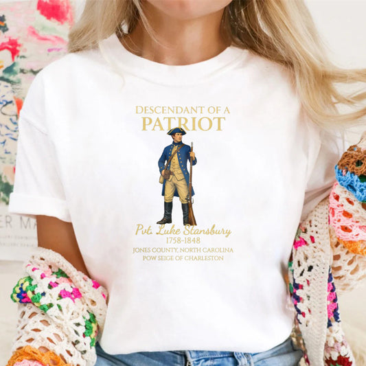 Descendant Of A Patriot Revolutionary War Soldier Portrait With Historical Text T-shirt