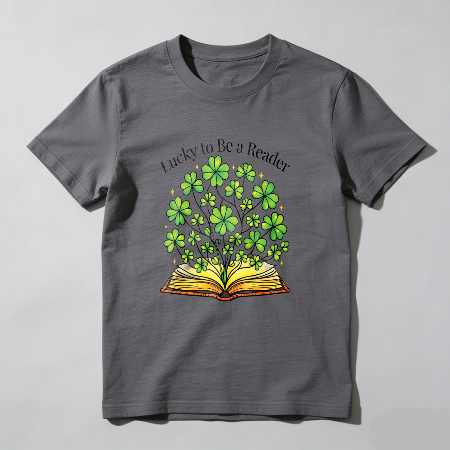 Wardrobecart Lucky To Be A Reader Book With Clovers Unisex Classic T-shirt