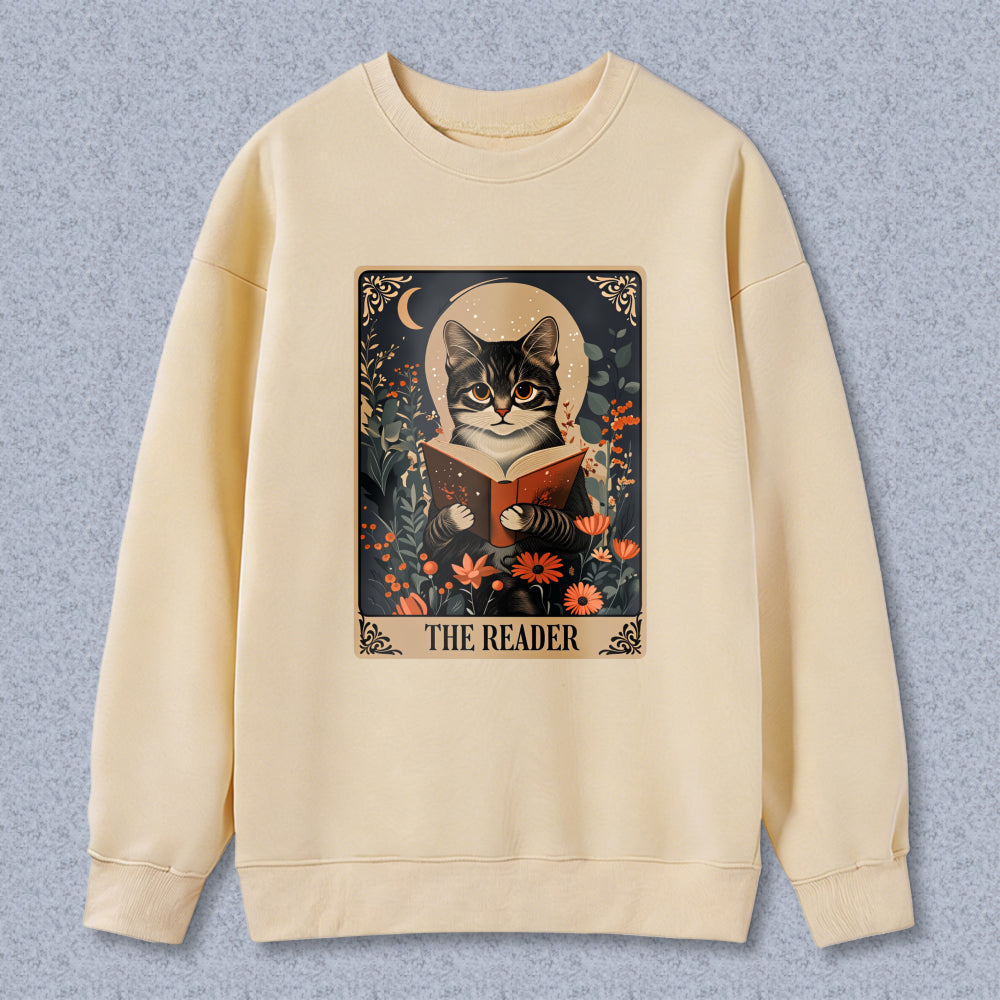 Wardrobecart Cat Reading Book Floral Design The Reader Unisex Classic Sweatshirt