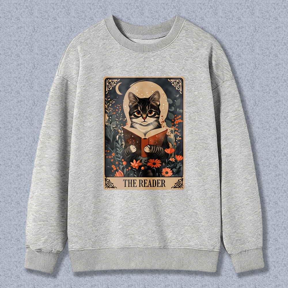 Wardrobecart Cat Reading Book With Flowers And Moon The Reader Unisex Classic Sweatshirt